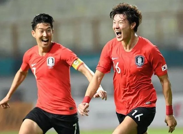 曼联1-1西汉姆联，拉齐奥1-0米兰，英超低谷期持续。